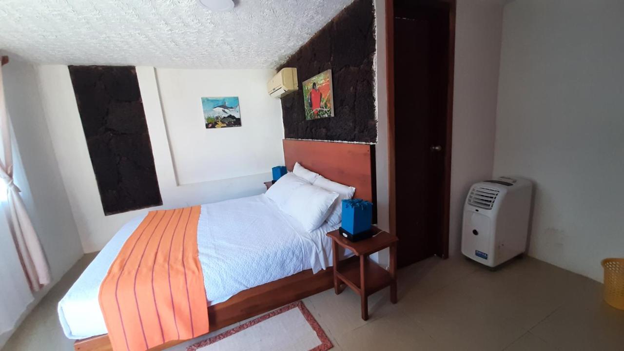 Hostal Tero Real Puerto Villamil Exterior foto
